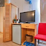 Hanz Alley Luanvu Hotel